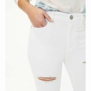 Aero White High Rise Ankle Jegging